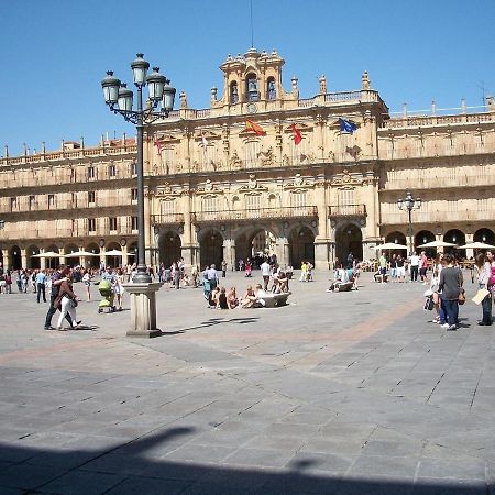 Pensión Virginia by Vivere Stays Salamanca Exterior foto